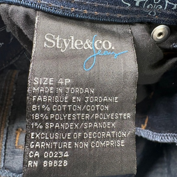 Style Co Jeans Women Size 4P Dark Wash Straight Leg Denim‎ Pants - Picture 7 of 9